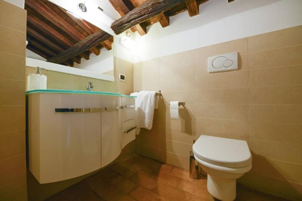 Ibernesi - Charming Apartment At The Roman Forums Dış mekan fotoğraf