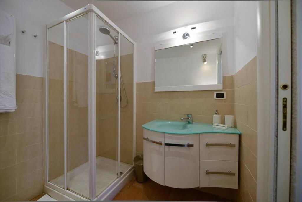 Ibernesi - Charming Apartment At The Roman Forums Dış mekan fotoğraf